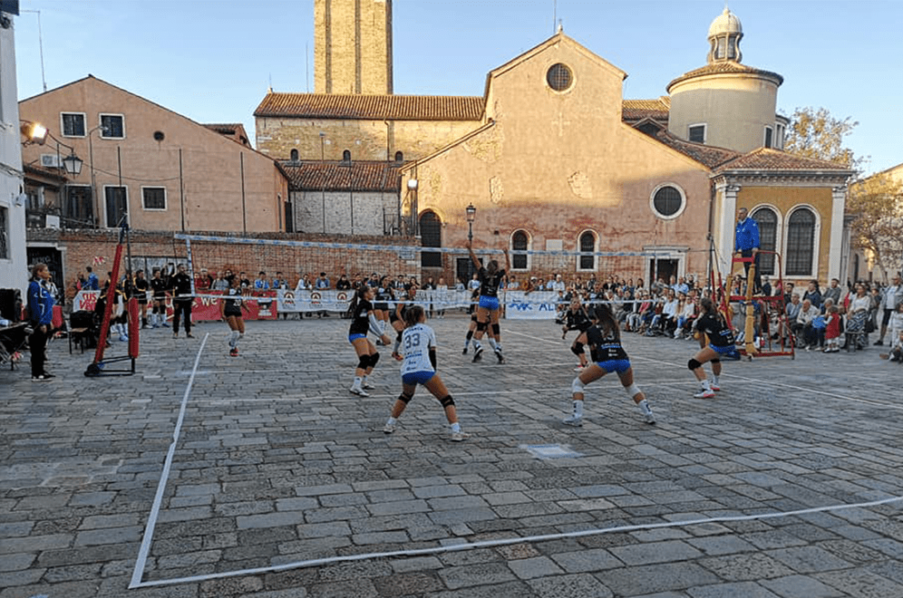 VENERDI’ E SABATO  SI RIPARTE CON IL 45° TORNEO NAZIONALE DI PALLAVOLO FEMMINILE “MEMORIAL FRANCESCA BARDELLE” IN CAMPO SAN GIACOMO DELL’ORIO